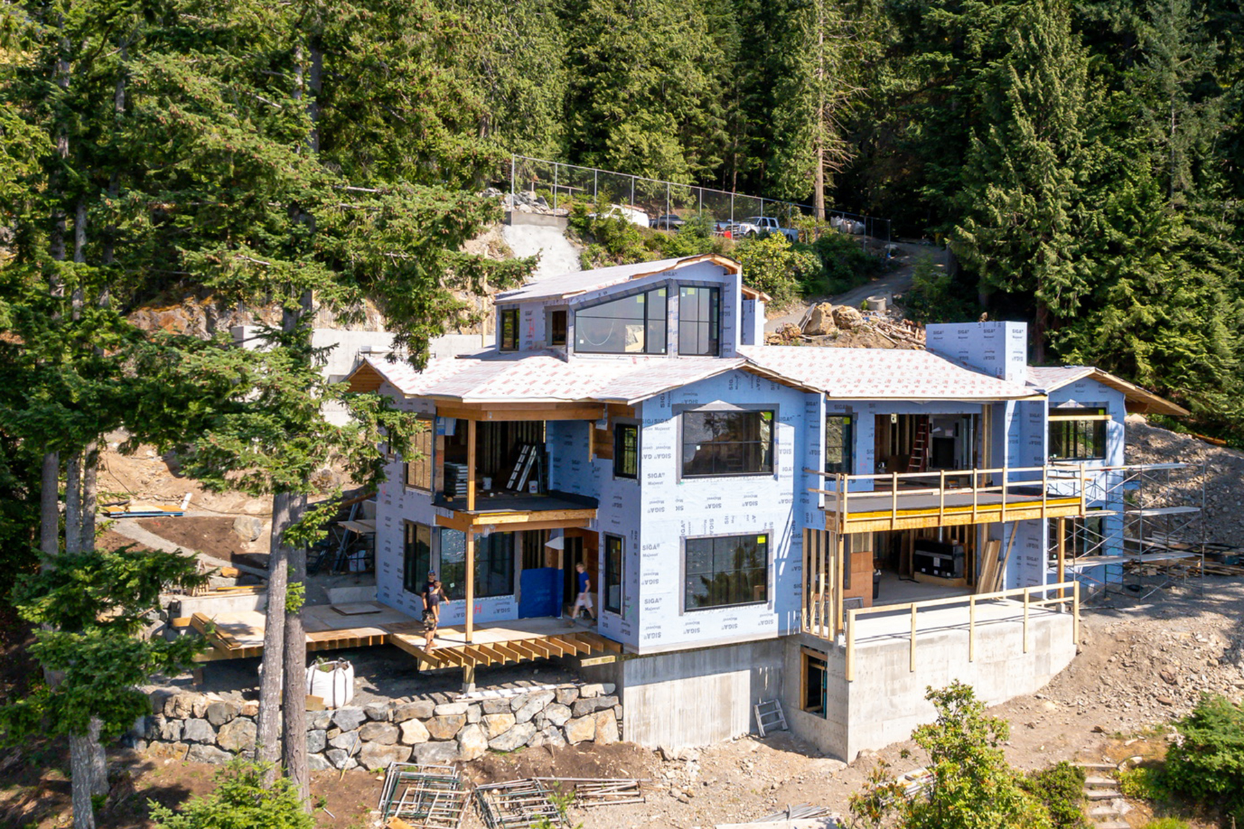 Construction progress tracking